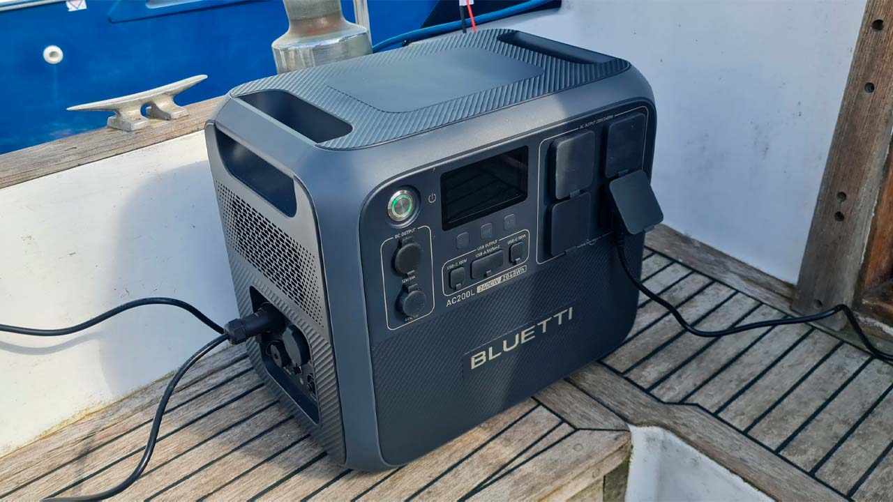 Generador solar Bluetti AC200L